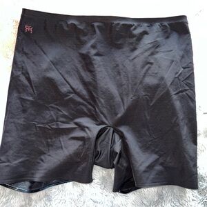 Ruby Ribbon Black women’s Boxer Briefs XXL
